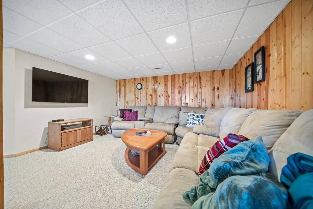 Holliday House Villa Rapid City Dış mekan fotoğraf